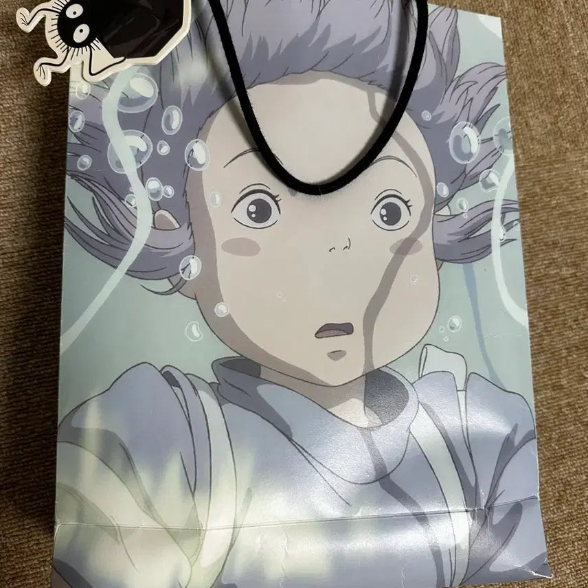 [BUNJANG] Loewe x Spirited Away No-Face Shopping Bag / 로에베 x 센과 치히로의 행방불명 센(치히로) 쇼핑백 + 먼지귀신(스스와타리) 택