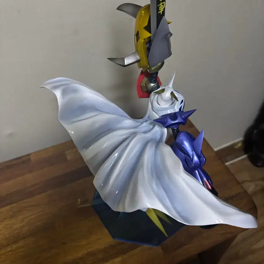 [BUNJANG] Megahouse Digimon GEM Omegamon Figure / (택포)디지몬 GEM 메가하우스 오메가몬 피규어