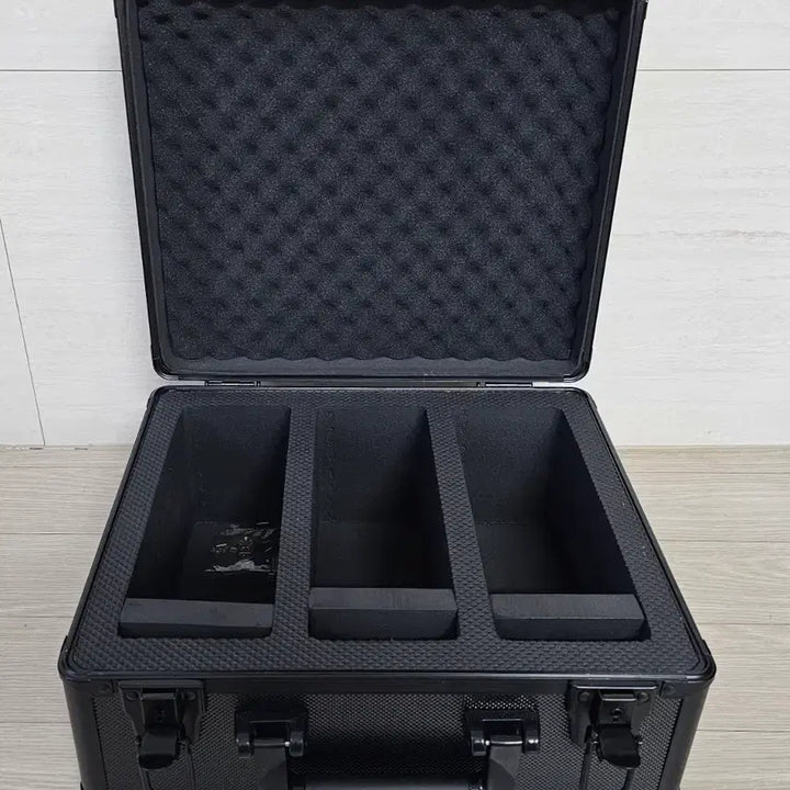[BUNJANG] Graded Trading Card Storage Box - 3 Row Aluminum, Damage Item / 데미지 새상품 PSA BGS BRG 등급카드 3열 보관함