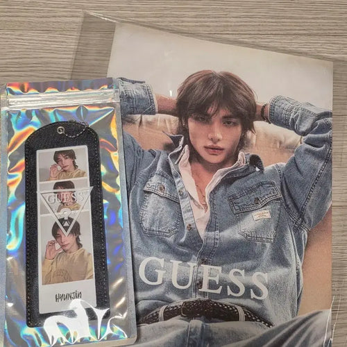 [BUNJANG] Stray Kids Hyunjin Guess Catalog Photokeyring Set / 스키즈 현진 게스 카탈로그 포토키링 세트