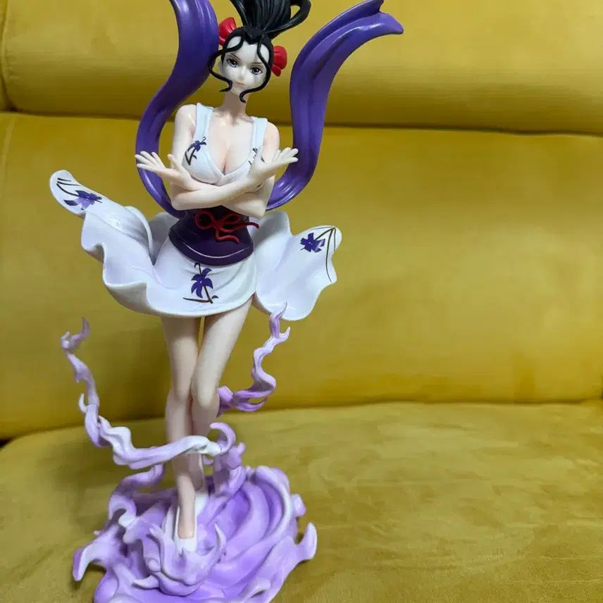 [BUNJANG] One Piece Nico Robin Figure (Opened) / 니코로빈 피규어 개봉상품 싸게팝니다