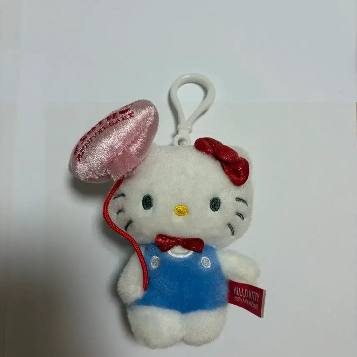 [BUNJANG] Hello Kitty Doll &amp; Keychain Bundle Set (4 Pieces) / 일괄) 헬로키티 인형, 키링 4종 모음