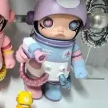 [BUNJANG] Pop Mart Space Molly 400% Care Bears Care-a-Lot Bear Figure / 팝마트 스페이스몰리400 케어베어 케어어랏베어