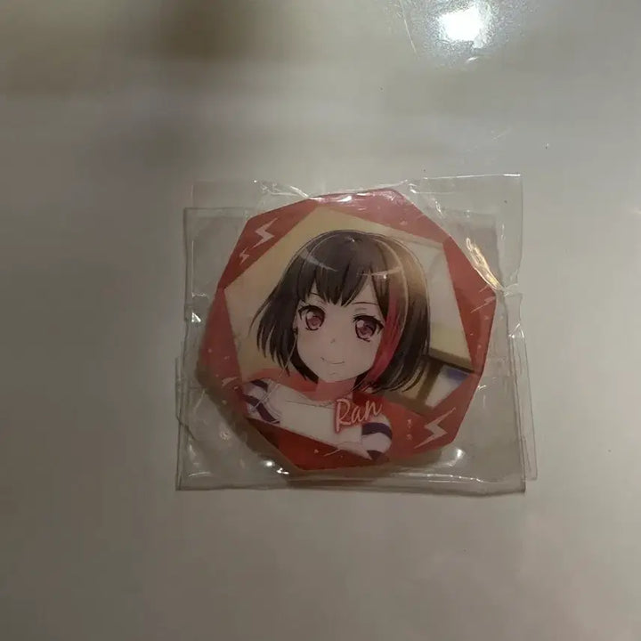 [BUNJANG] BanG Dream! Ran Acrylic Badge / 뱅드림 란 아크릴 뱃지