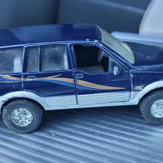 [BUNJANG] Sechang Musso Minicar 4WD Two-Tone / 세창 무쏘 미니카