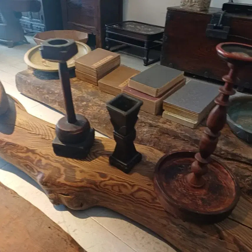 [BUNJANG] Joseon Dynasty 34cm Oil Lamp Stand / 10. 10. 34 센치 조선시대꺼  호롱불등잔대