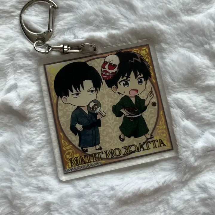 [BUNJANG] Attack on Titan Levi Eren Acrylic Keychain / 진격의 거인 아크릴 키링 리바이 에렌