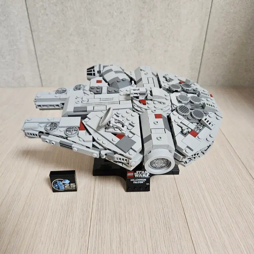 [BUNJANG] LEGO Star Wars Millennium Falcon 75375 / 레고 스타워즈 75375 판매합니다