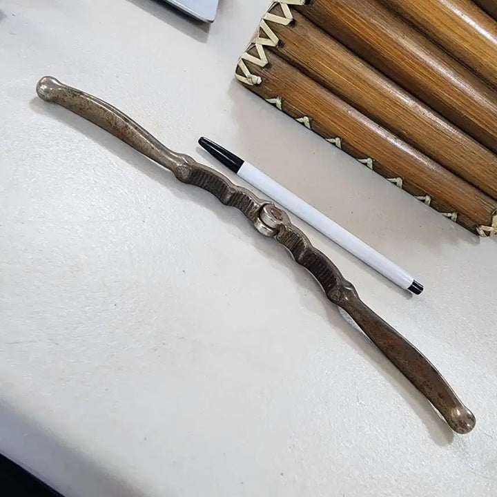 [BUNJANG] Vintage European Iron Nutcracker / 유럽에서온 빈티지 철제.호두까기(Nutcracker)