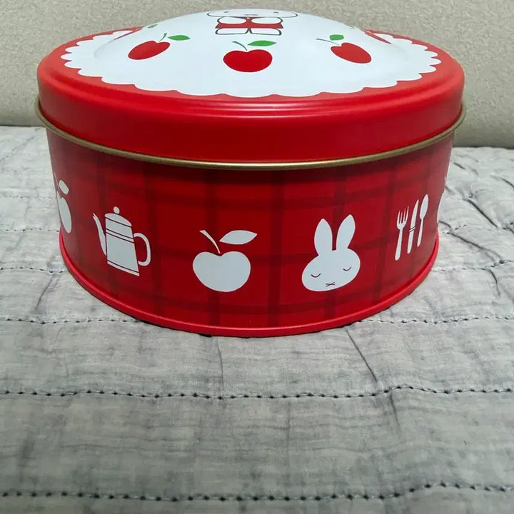 [BUNJANG] Miffy Apple Tin Case / 미피 사과 틴케이스