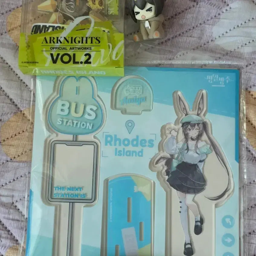 [BUNJANG] Arknights Amiya Rabbit Plush Doll &amp; Merchandise Bundle / 명일방주 아미야 토끼 인형 굿즈 판매