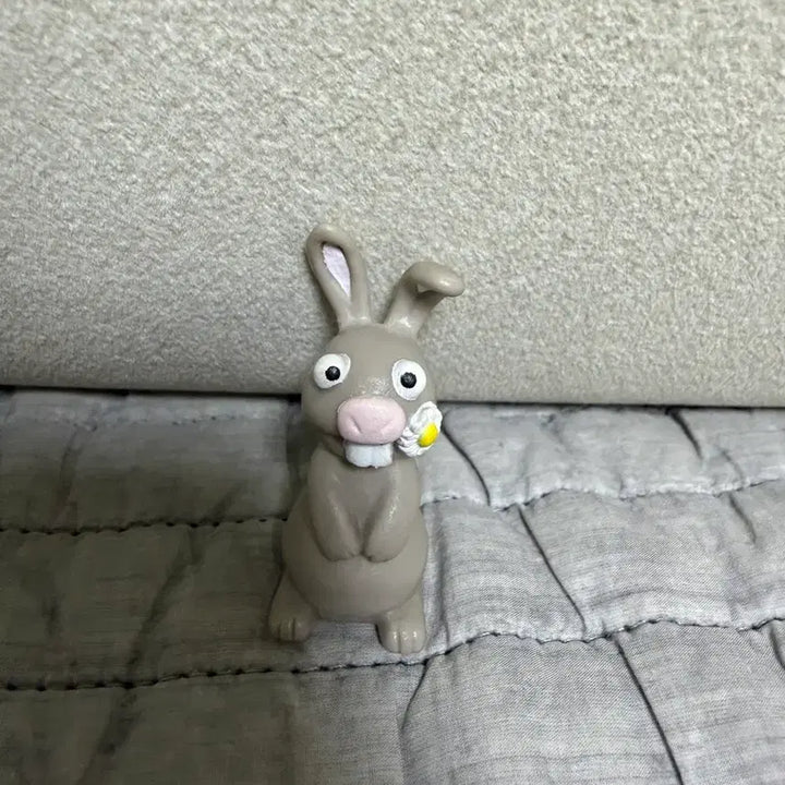 [BUNJANG] Wallace &amp; Gromit Grey Rabbit Figure 3-Piece Bundle Set / 월레스와 그로밋 회색토끼 피규어 3종 일괄판매