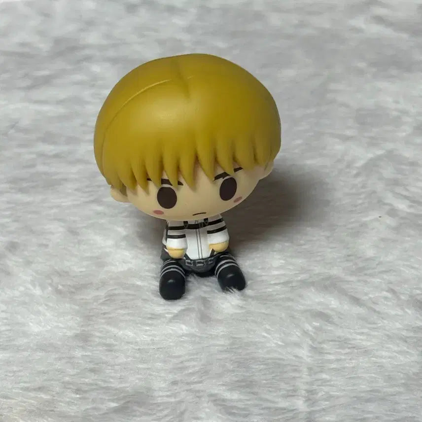 [BUNJANG] Armin Choco No Ko Figure Gacha Kuji Plush / 아르민 초코노코 피규어 가챠 쿠지 인형 진격거 진격의 거인