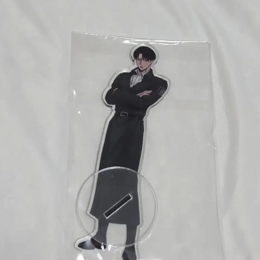 [BUNJANG] Attack on Titan Levi Ackerman Acrylic Standee (Sealed) / [미개봉] 진격의거인 진격거 리바이 아크릴 Levi