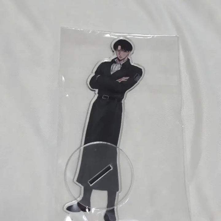 [BUNJANG] Attack on Titan Levi Ackerman Acrylic Standee (Sealed) / [미개봉] 진격의거인 진격거 리바이 아크릴 Levi