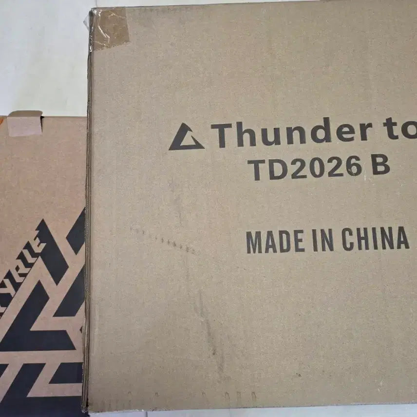 [BUNJANG] Thunder Toys TD26 Valkyrie &amp; Horse Figure / Thunder toys TD2026 어벤져스 발키리 &amp; 말 피규어