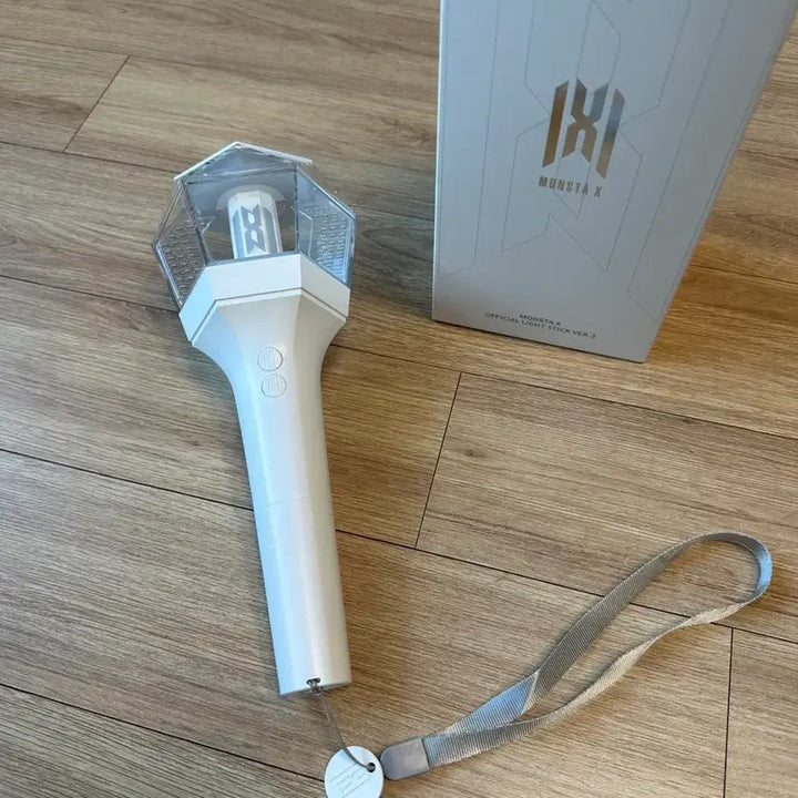 [BUNJANG] MONSTA X Official Light Stick Ver.3 / 몬스타엑스 공식 응원봉 ver3