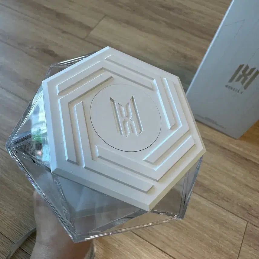 [BUNJANG] MONSTA X Official Light Stick Ver.3 / 몬스타엑스 공식 응원봉 ver3