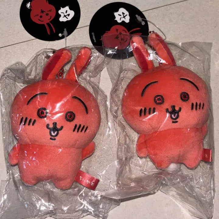 [BUNJANG] Chiikawa Akai Rabbit Mascot Keychain Plush / (당일발송) 치이카와 아카이 빨간우사기 마스코트 키링 인형