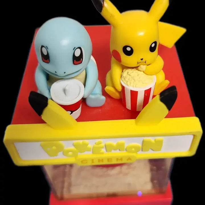 [BUNJANG] Pokemon Cinema Pikachu &amp; Squirtle Figure Snow Globe / 포켓몬 시네마 피카츄 꼬부기 피규어 스노우볼