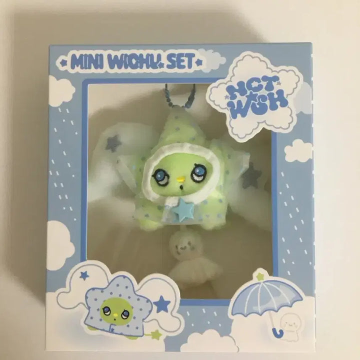 [BUNJANG] NCT WISH Summer Exhibition Wechuu Mini Raincoat Sealed / *미개봉* 엔시티위시 여름 전시회 우비 위츄 미니 위츄 양도