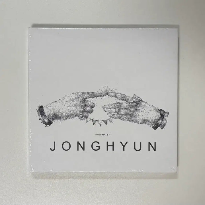[BUNJANG] SHINee Jonghyun OP.1 Photobook Sealed / 종현 소품집 미개봉