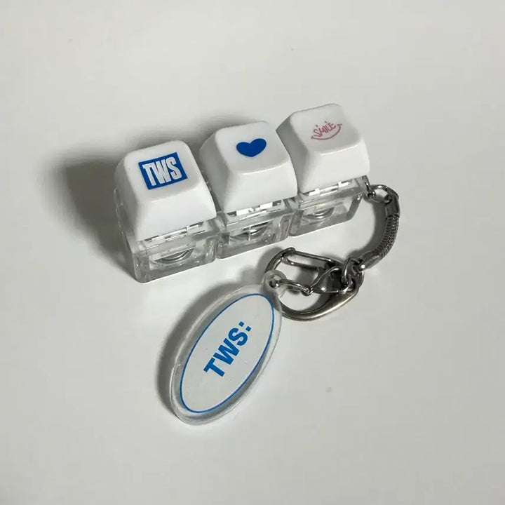 [BUNJANG] TWS Showcase Keycap Keyring / 투어스 쇼케이스 키캡 키링