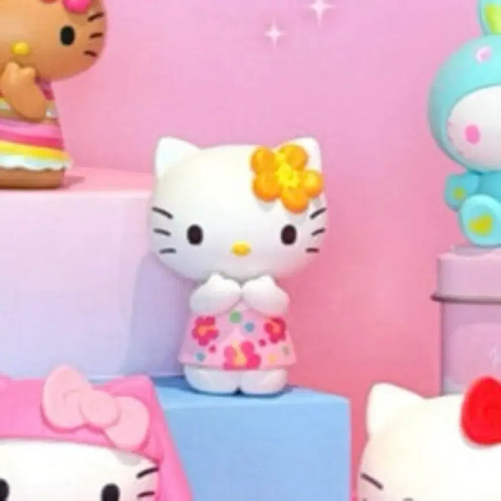 [BUNJANG] Hello Kitty Hawaiian Flower Heisei Random Gacha Tin Case Figure Collection Box / 키티 틴케이스 피규어 컬렉션 박스 헤이세이 하와이안 꽃 헬로키티 랜덤 가챠 틴 캔 케이스