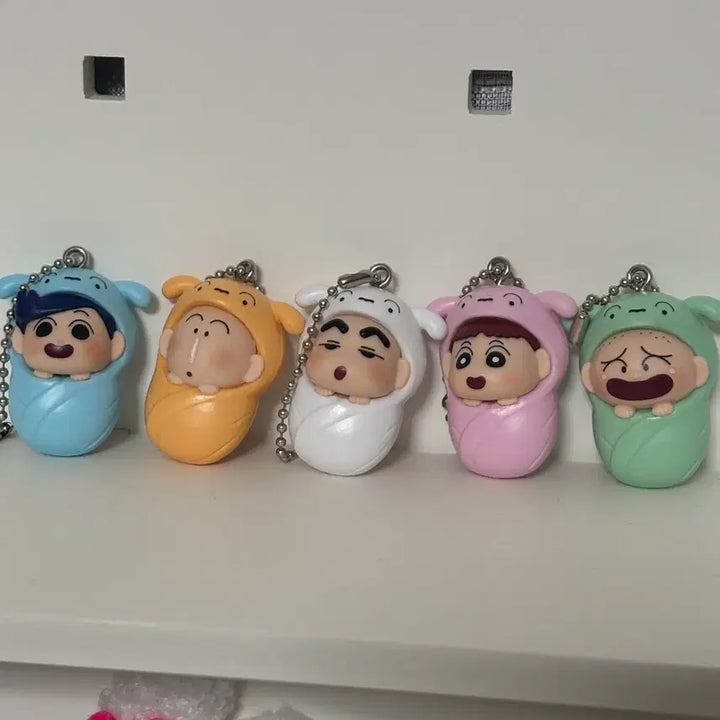 [BUNJANG] Crayon Shin-chan Crying Baby Gacha Full Set Bundle / 짱구는 못말려 포대기 가챠 풀세트 일괄 판매