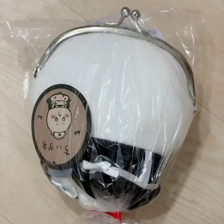 [BUNJANG] Chiikawa Halloween Pouch Keyring / 치이카와 할로윈 파우치 키링