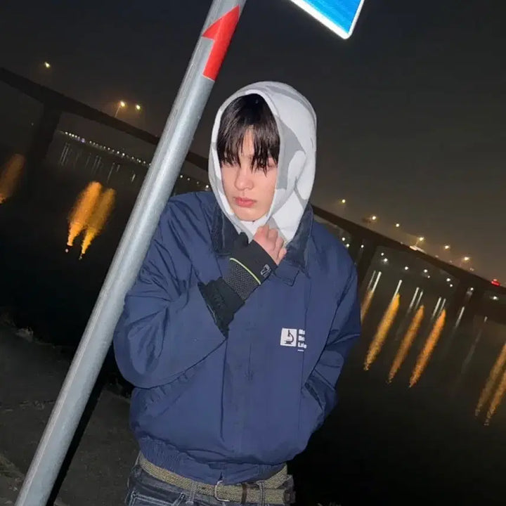 [BUNJANG] Cortis Level Windbreaker Navy / 안건호 고프코어 레벨 바람막이 코르티스 손민수 옷 판매