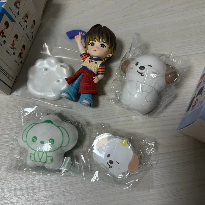 [BUNJANG] ARTMS Haeun Bottle Candy Figure Bundle Set / 멍룡이 팝마트 보틀캔디 말랑이 집게 일괄