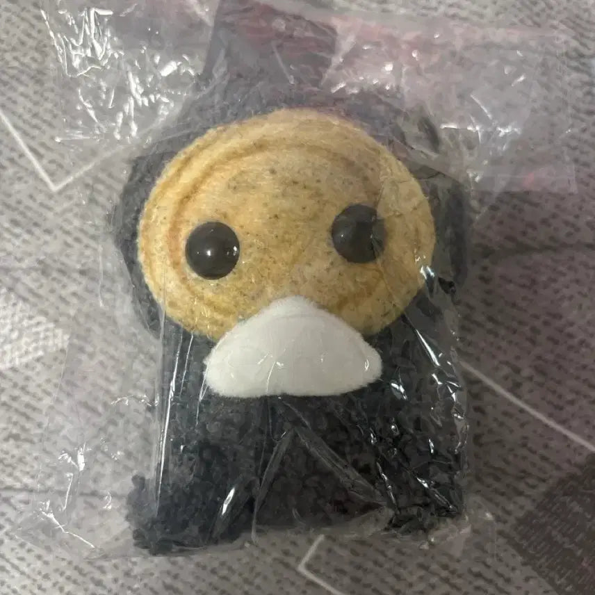 [BUNJANG] Donggung Kkeomeoksali 13cm Doll / 동궁 꺼먹살이 인형