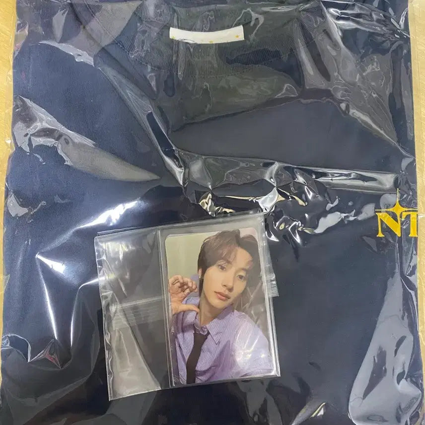 [BUNJANG] RIIZE Anton Archive Pop-up T-shirt (Size 1) / 라이즈 아카이브 팝업 앤톤 티셔츠 (1사이즈)