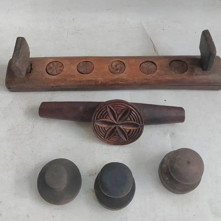[BUNJANG] Vintage Korean Rice Cake Mold Set (5 pcs) / 옛날 떡살. 다식판. 떡도장 -  민속품. 소품용