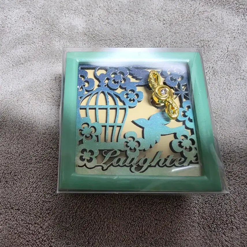 [BUNJANG] Official Hige Dandism Laughter Music Box / 히게단 Laughter 오르골