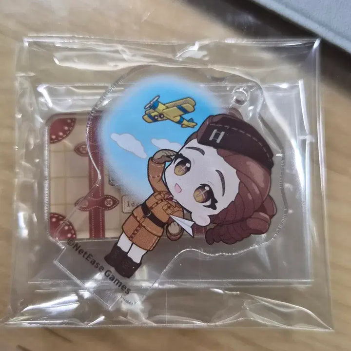 [BUNJANG] Identity V Recruit Air Stand - Air Force / 제5인격 펀트립 아크릴스탠드 공군 팝니다