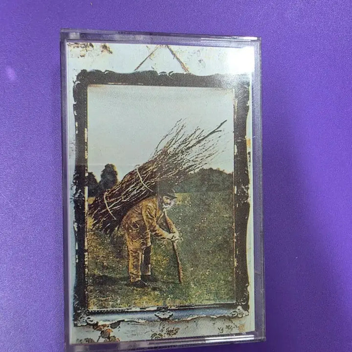 [BUNJANG] Led Zeppelin IV Cassette Tape (Unsealed) / A.[개봉/카세트테이프] 레드 제플린 4집