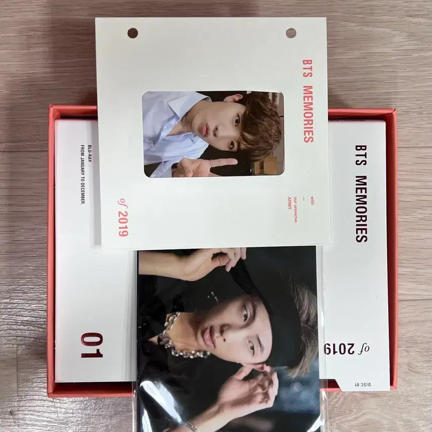 [BUNJANG] BTS 2019 Memories Blu-ray + DVD Bundle Set (J-Hope Photocard) / [일괄] BTS 방탄소년단 2019 메모리즈 블루레이(제이홉 포카) + DVD 세트