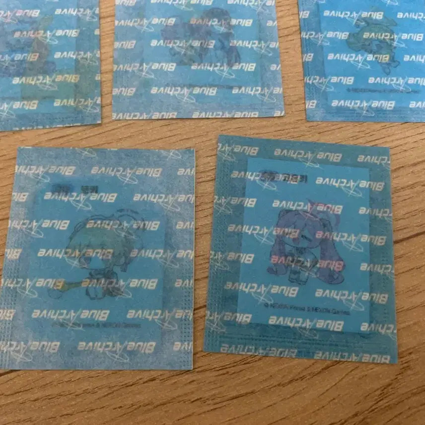 [BUNJANG] Blue Archive Sticker 8-Piece Bundle Set / 블루 아카이브 띠부씰 8장 일괄