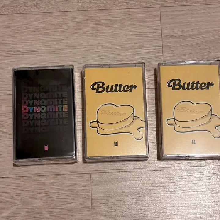 [BUNJANG] BTS Dynamite + Butter Cassette Tape Bundle Set (Sealed) / [미개봉] BTS카세트테이프 (Dynamite1 + Butter 2) 3개판매합니다