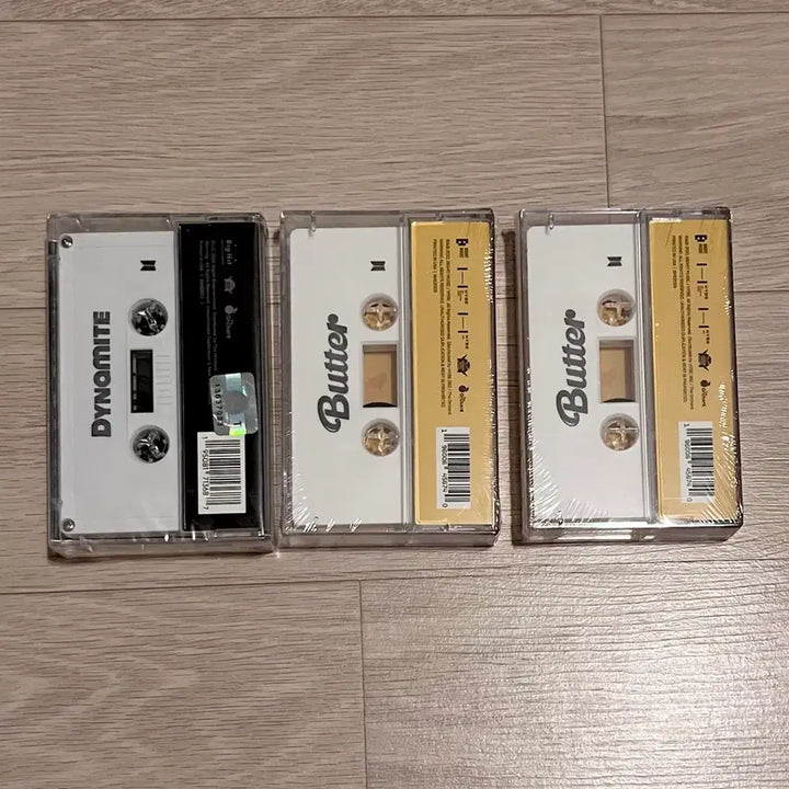 [BUNJANG] BTS Dynamite + Butter Cassette Tape Bundle Set (Sealed) / [미개봉] BTS카세트테이프 (Dynamite1 + Butter 2) 3개판매합니다