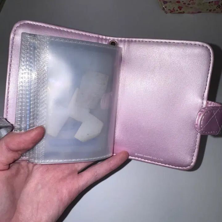 [BUNJANG] Hello Kitty Quilted Photocard Binder / 헬로키티 퀼트 퀼팅 포카 바인더