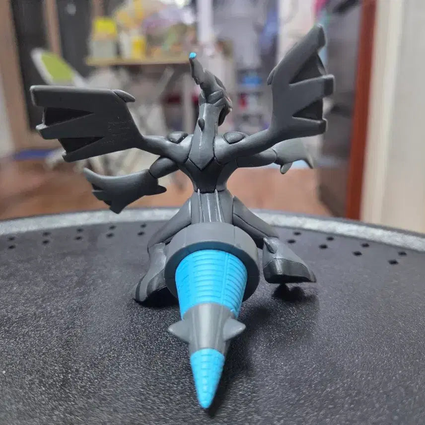 [BUNJANG] Takara Tomy Zekrom Overdrive Moncolle Figure (Used) / 포켓몬 피규어 몬코레 중고 제트로무 오버드라이브 타카라토미