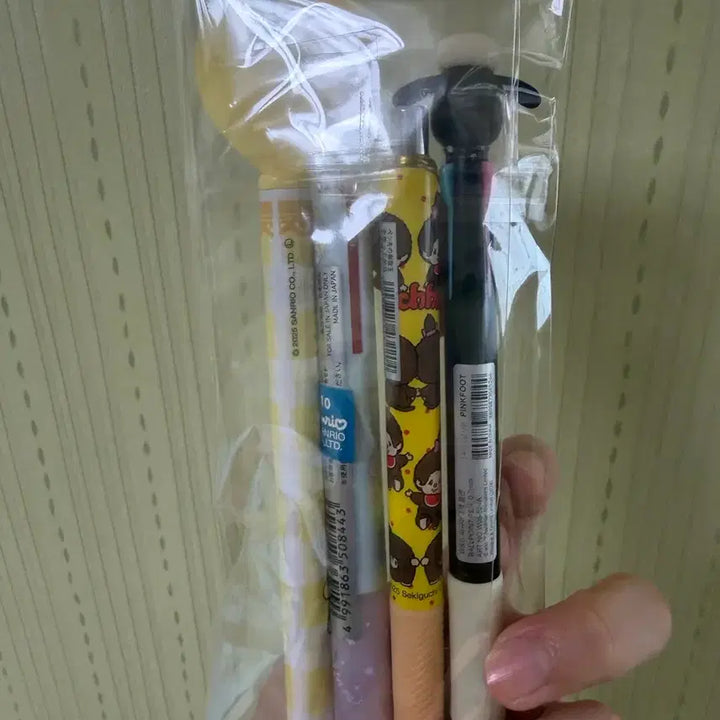 [BUNJANG] Set of 4 Character Ballpoint Pens / 볼펜 일괄판매