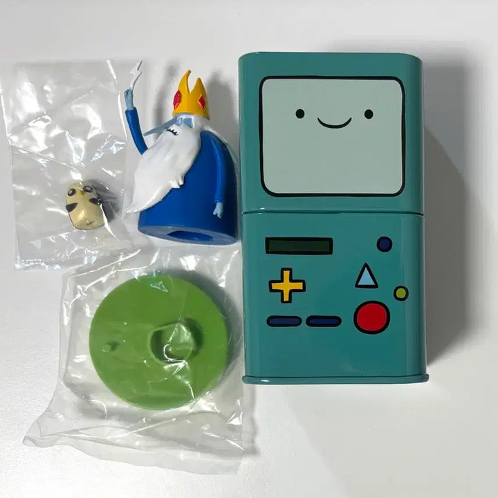 [BUNJANG] Adventure Time BMO Ice King Tin Case Figure / 어드벤처타임 틴케이스 피규어 비모-아이스킹