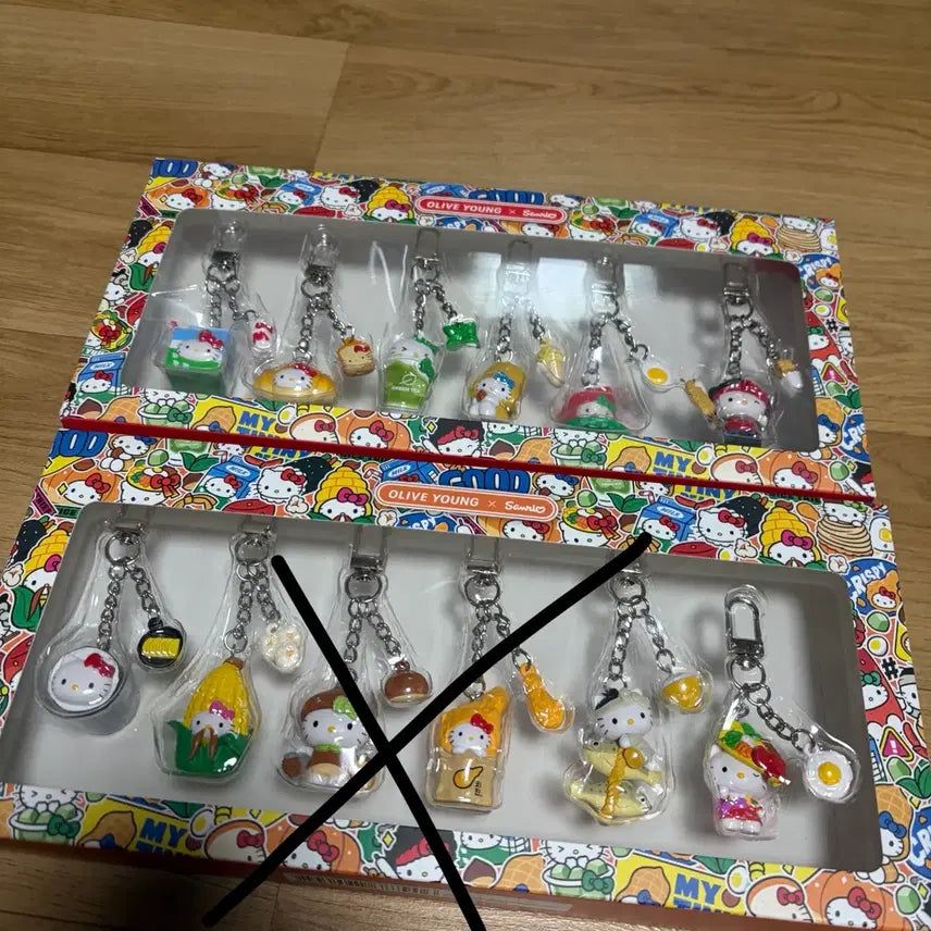 [BUNJANG] Sanrio Hello Kitty Figure Keychain Snack Set / 올리브영 텐바이텐 지역 헬로키티 피규어 키링 간식 세트 산리오 hello kitty sanrio