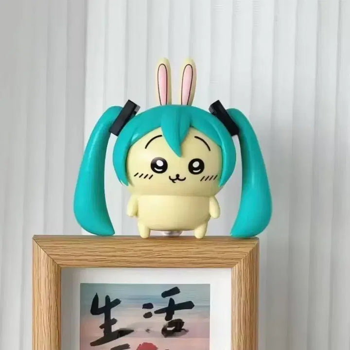 [BUNJANG] Usagi Miku Figure with Miku Card / [판매]우사기미쿠 피규어+ 미쿠 카드 증정