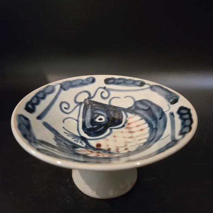[BUNJANG] White Porcelain Blue and White Iron-Painted Fish-Decorated Stem Cup / 백자 청화철채 어문 고족배