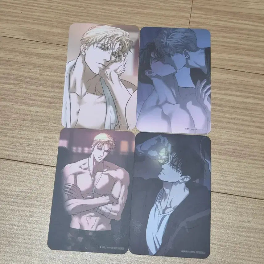 [BUNJANG] Mufun Flashlight x Aron Hunter x Eugene x Heart PLA Collaboration Photocard Bundle Set / 모펀 플래시라이트 방문 포카 4종 일괄 양도 애런 헌터 유진 하트 플라 콜라보 카페